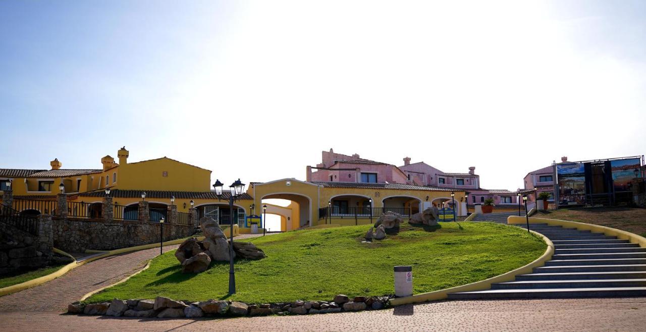 Hotiday Village Stintino Kültér fotó